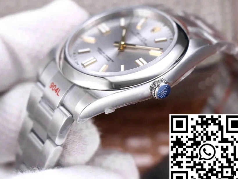 Dial EW 41MM Oyster Silver Perpetual Factory Rolex M124300-0001 0217